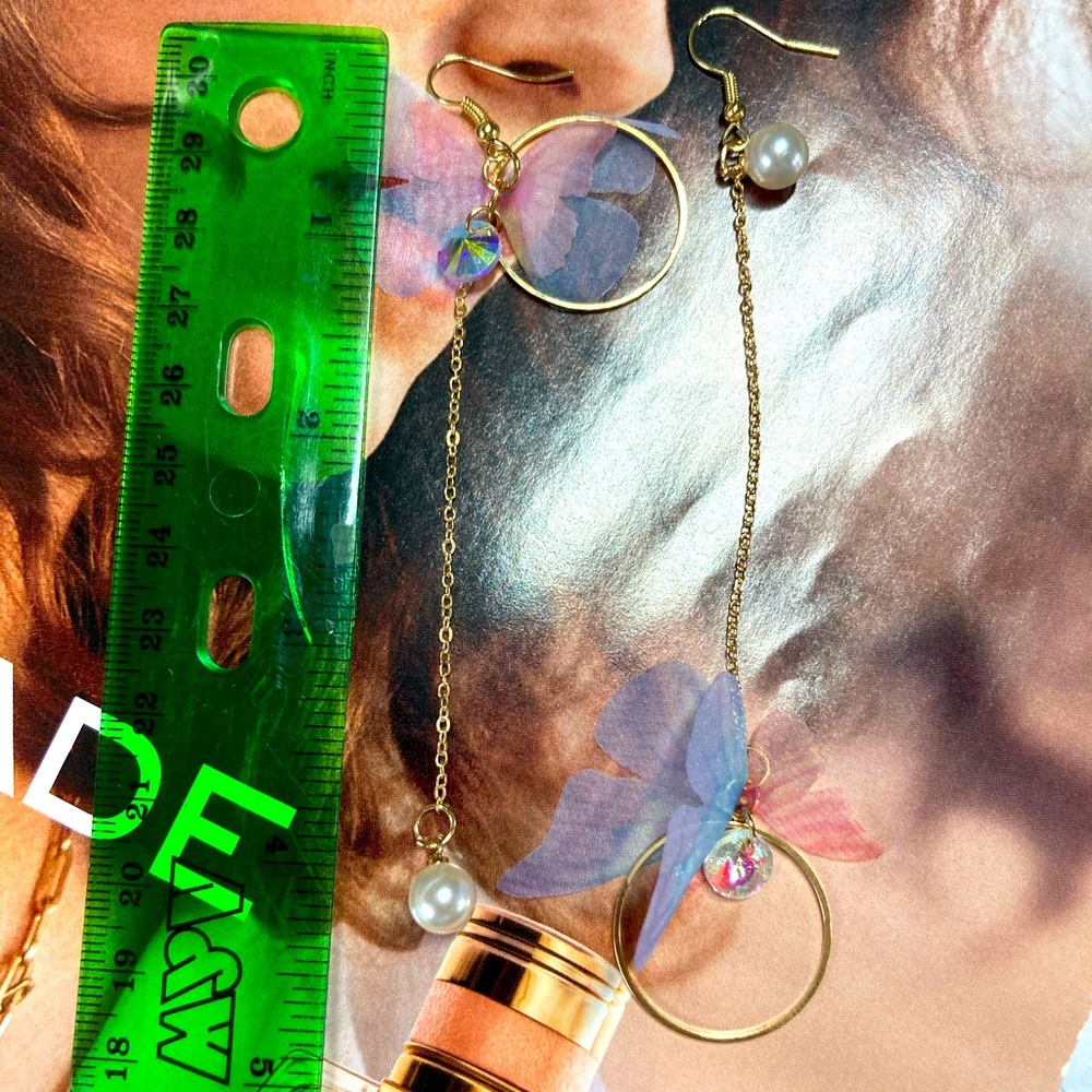 Beautiful Asymmetrical Butterfly 🦋 Earrings - Picture 6 of 7